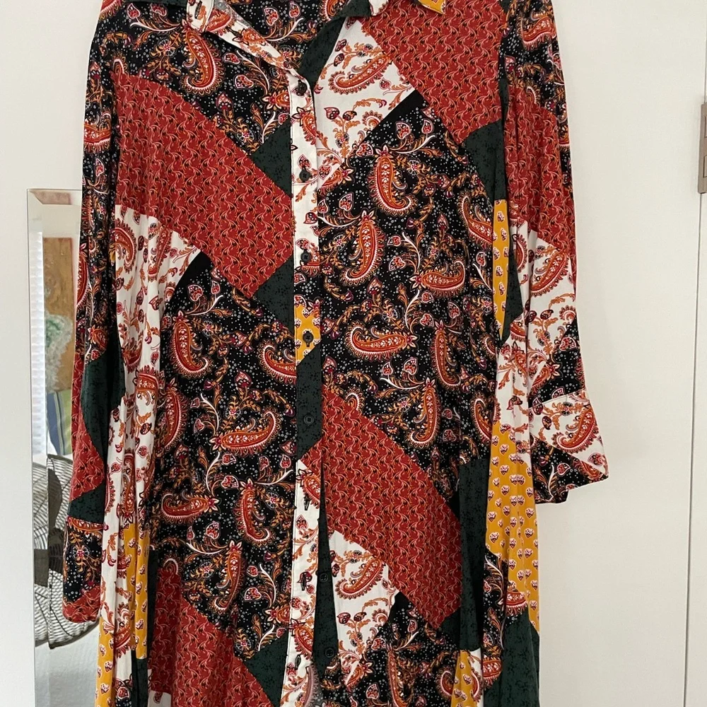 Super cute thanksgiving/ autumn fall shirt. - Picture 2 of 7